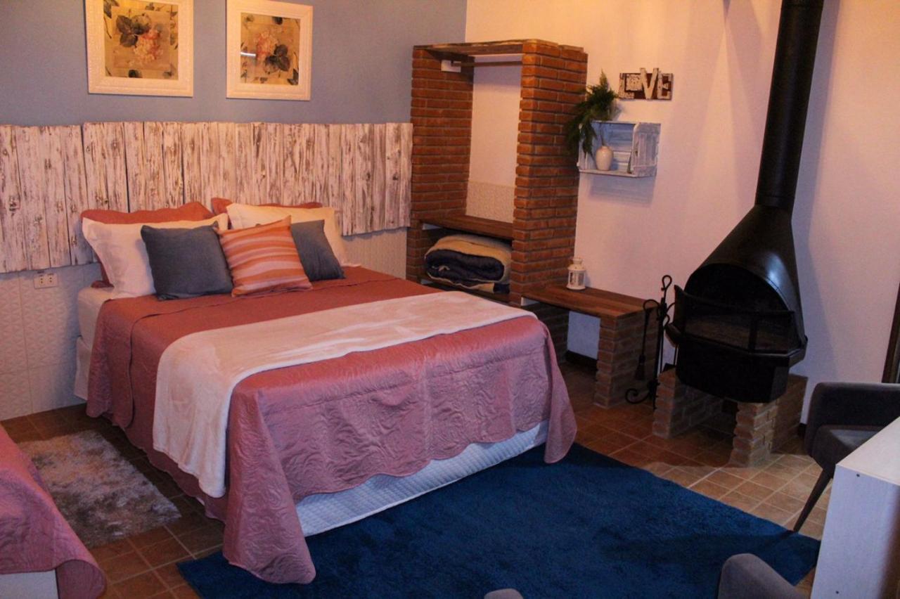 Chale Pico Agudo Hotel Santo Antonio do Pinhal Luaran gambar