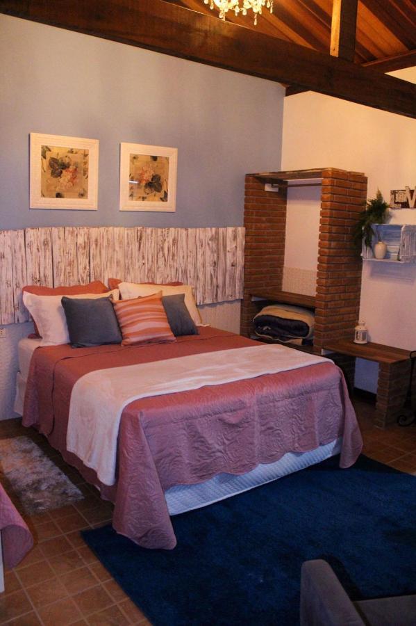 Chale Pico Agudo Hotel Santo Antonio do Pinhal Luaran gambar